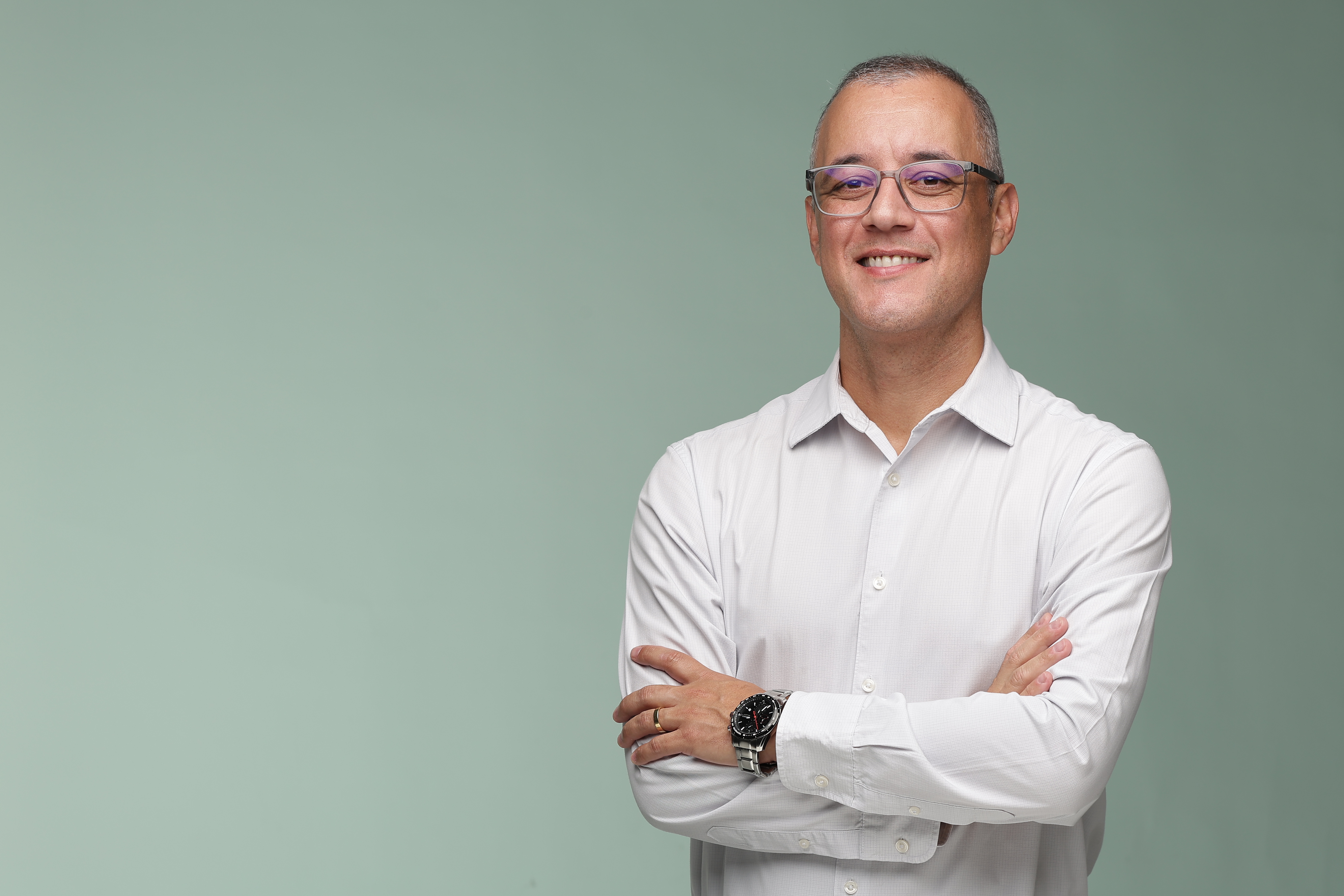 Dr. André Inácio — Ortopedista especialista em joelho em Curitiba